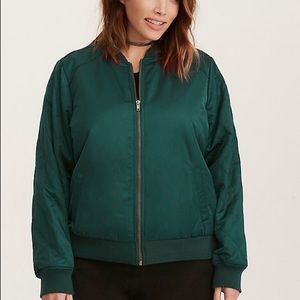 Torrid Size 1 emerald quilted satin bomber jacket